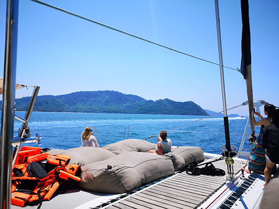 hype luxury boat club